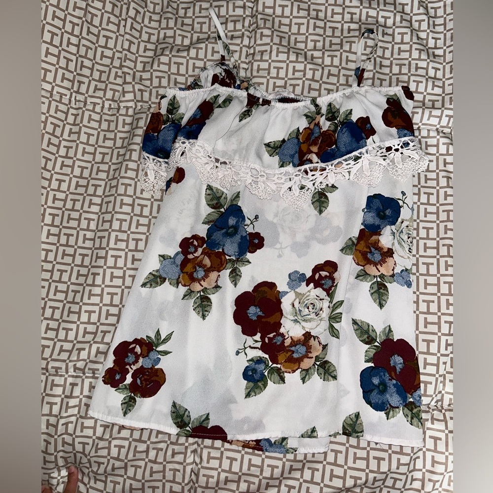 Off shoulder tank